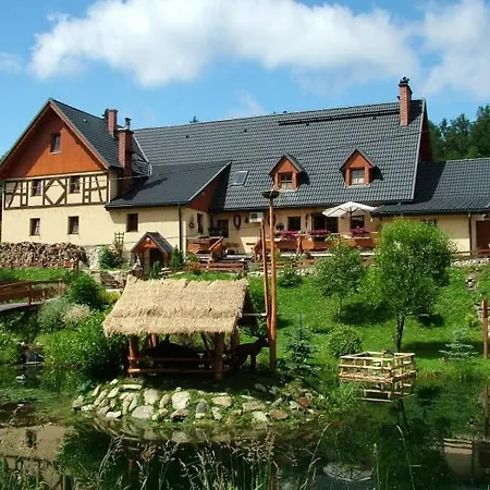 리조트 Hotelik Oranski *