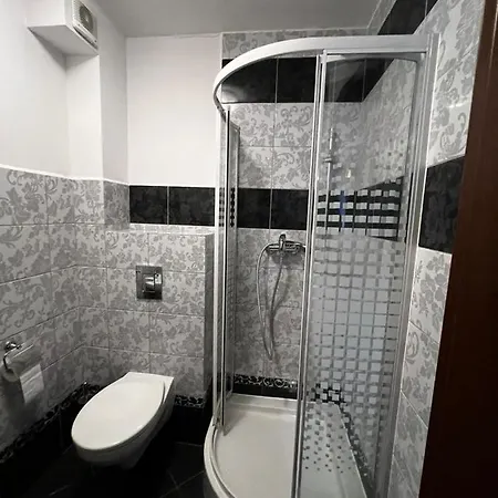 리조트 Hotelik Oranski