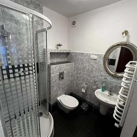 리조트 Hotelik Oranski