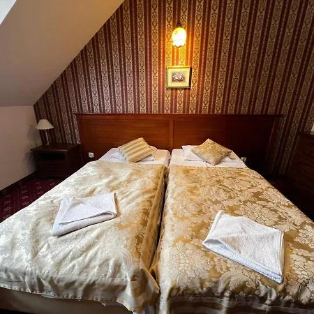 Oranski Resort *