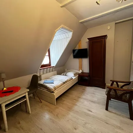 Hotelik Oranski 리조트 *