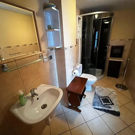 리조트 Hotelik Oranski