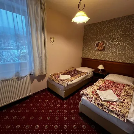 리조트 Hotelik Oranski